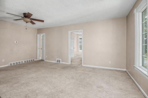 1119 Charles Avenue, Saint Paul, MN 55104