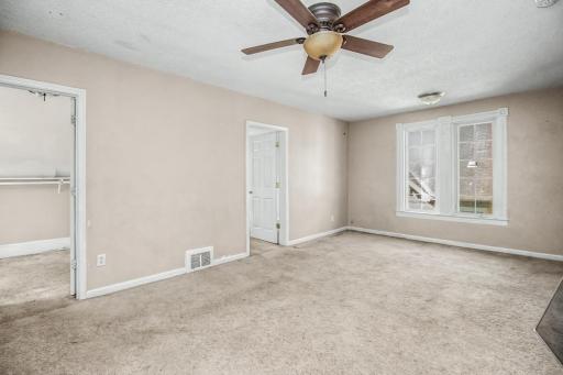1119 Charles Avenue, Saint Paul, MN 55104