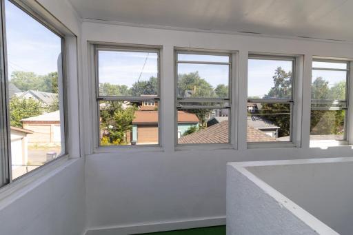 1119 Charles Avenue, Saint Paul, MN 55104
