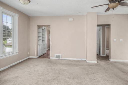 1119 Charles Avenue, Saint Paul, MN 55104