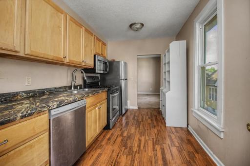 1119 Charles Avenue, Saint Paul, MN 55104