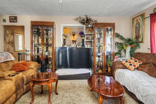 1119 Charles Avenue, Saint Paul, MN 55104