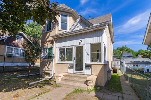 1119 Charles Avenue, Saint Paul, MN 55104