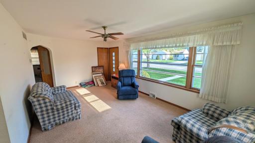 2008 2nd Avenue SE, Austin, MN 55912
