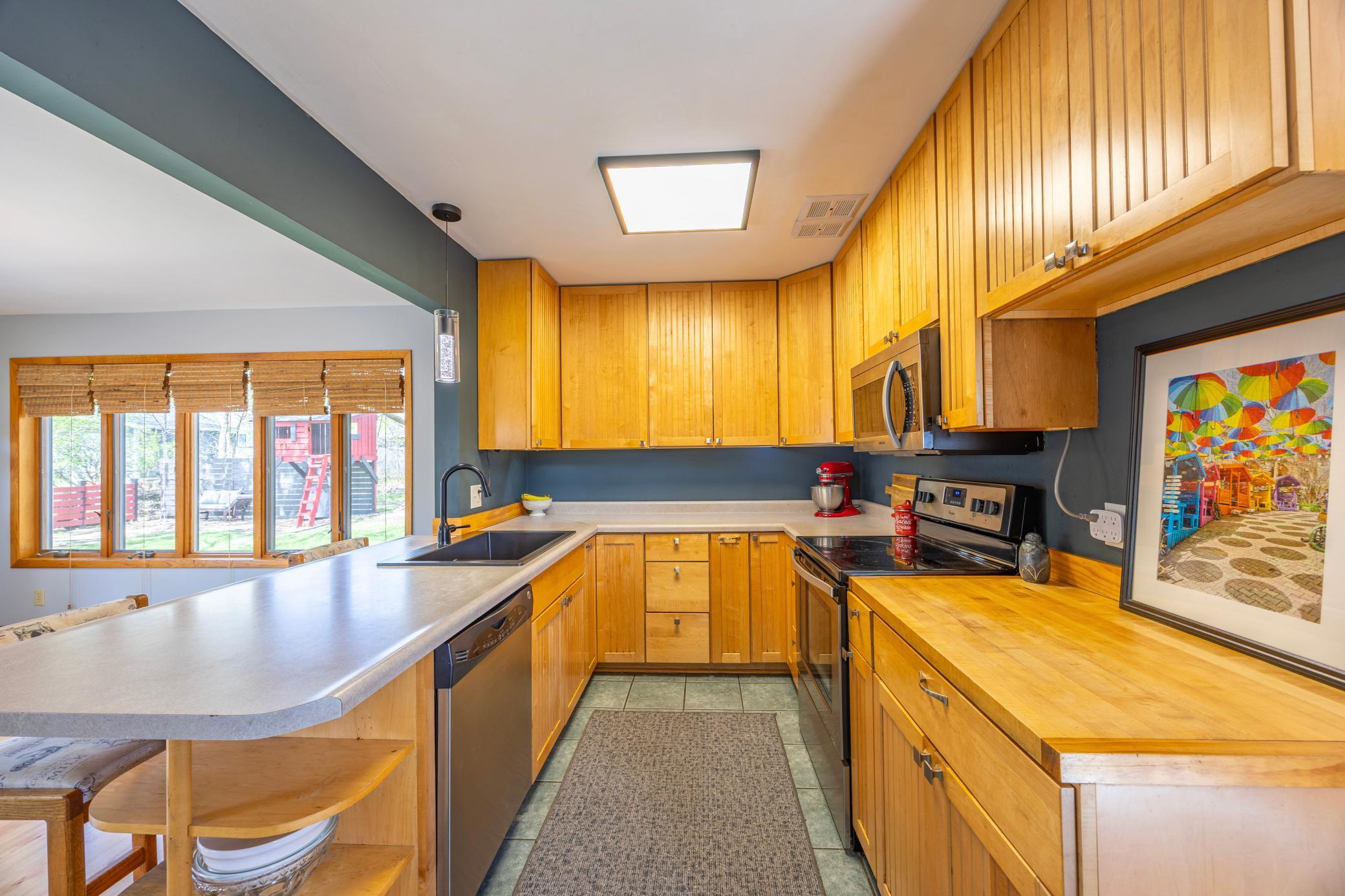 Kitchen with plenty of counter space
