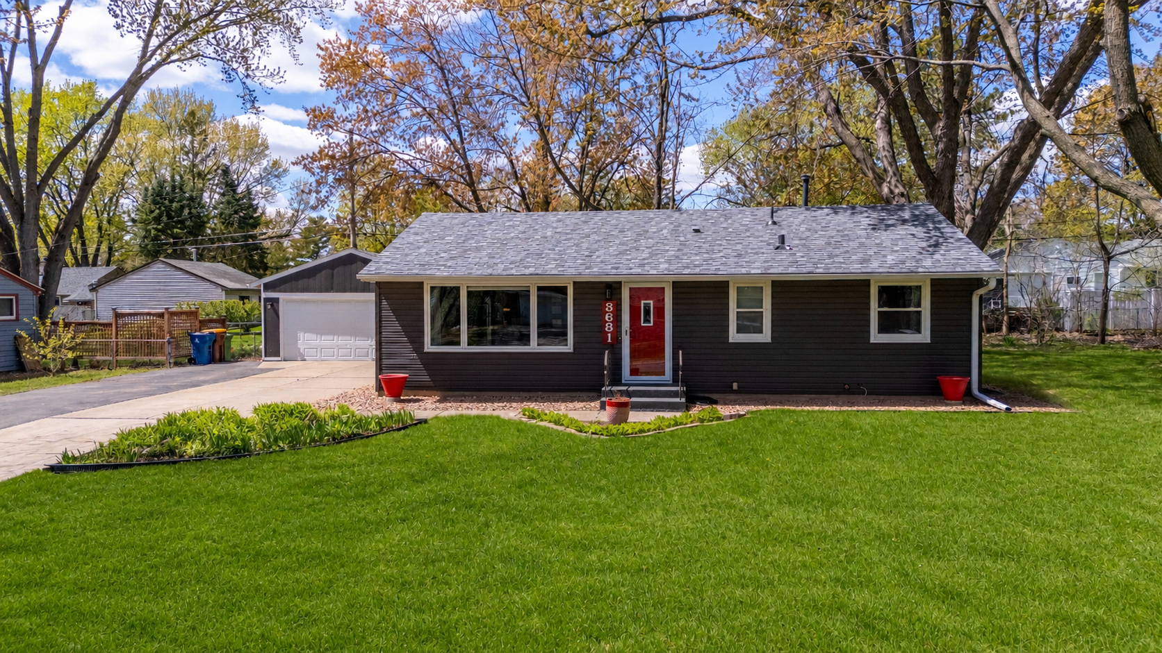 Welcome home to 3681 Kenny Ln!