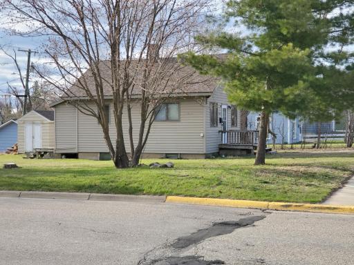 1203 America Avenue NW, Bemidji, MN 56601