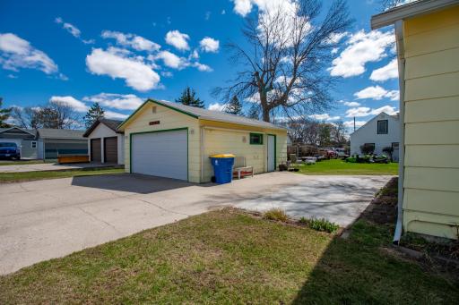 407 Holden Avenue, Henning, MN 56551