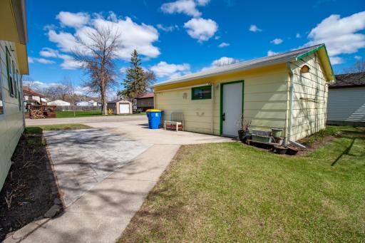 407 Holden Avenue, Henning, MN 56551