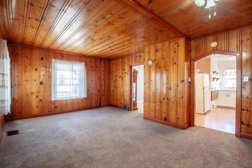 407 Holden Avenue, Henning, MN 56551