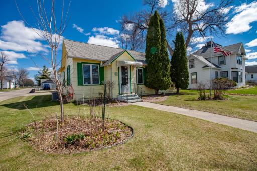 407 Holden Avenue, Henning, MN 56551
