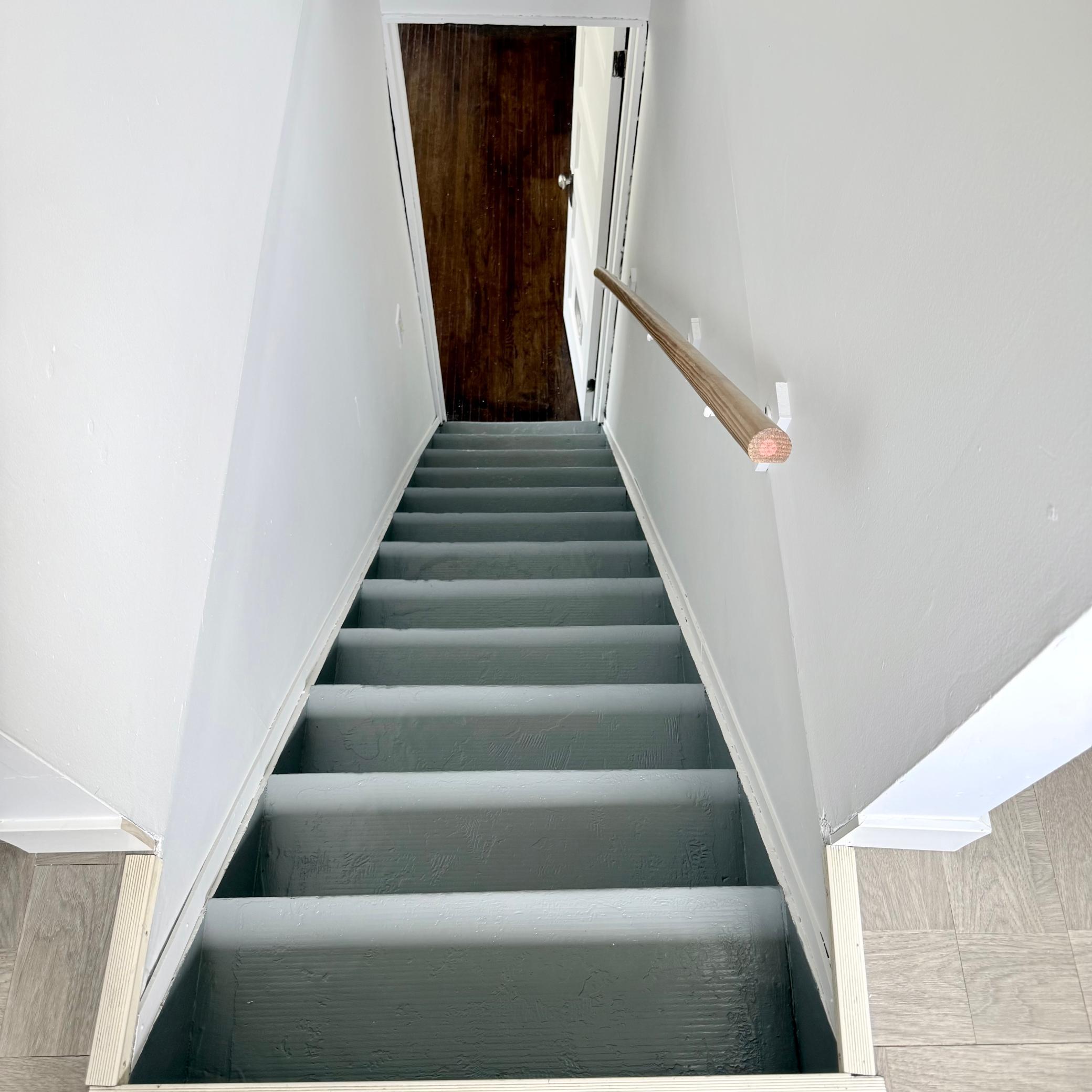 Stairs to Main Level