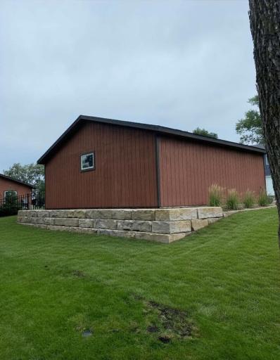 Detached Garage