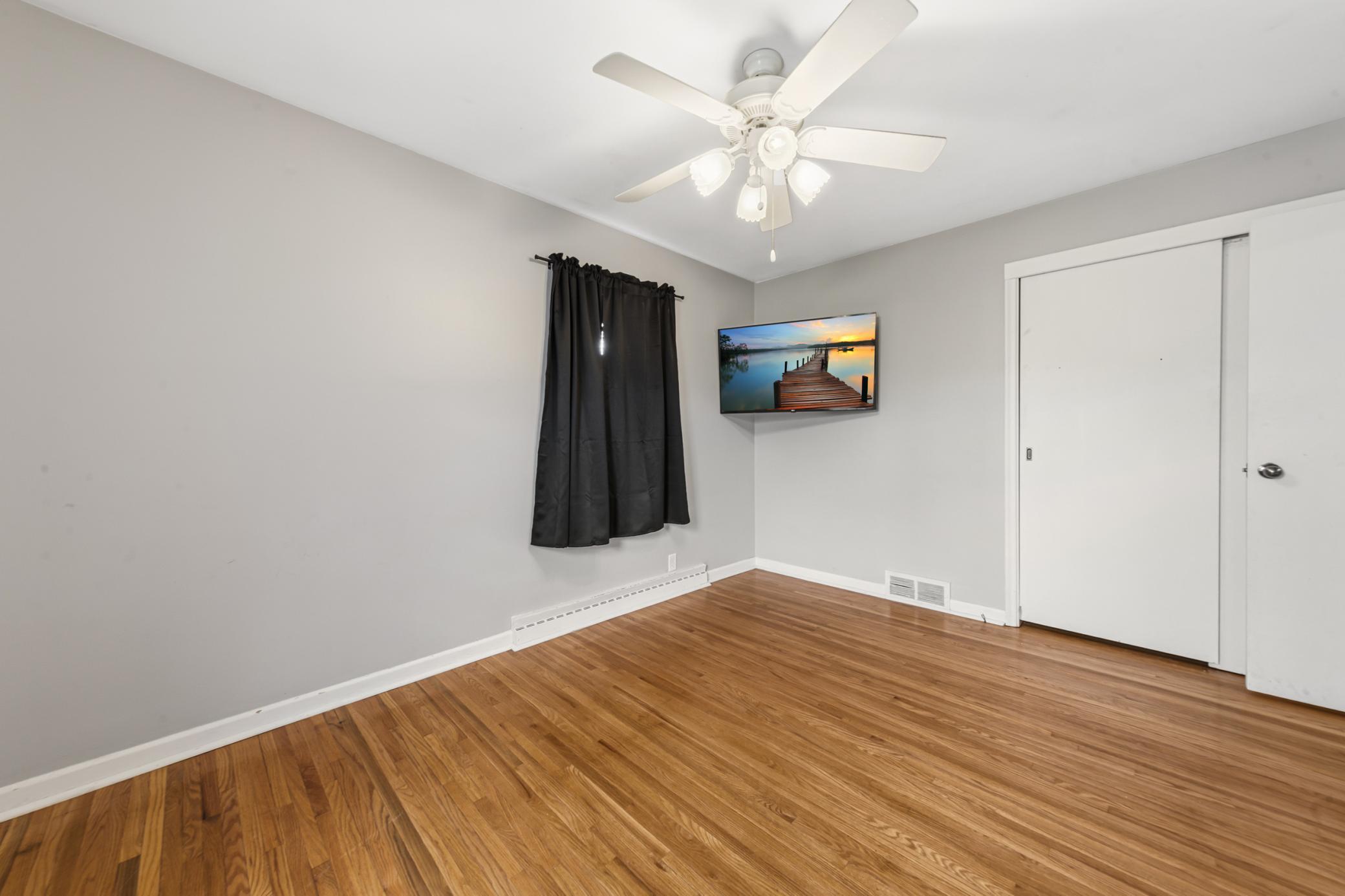 24 bedroom 1.jpg