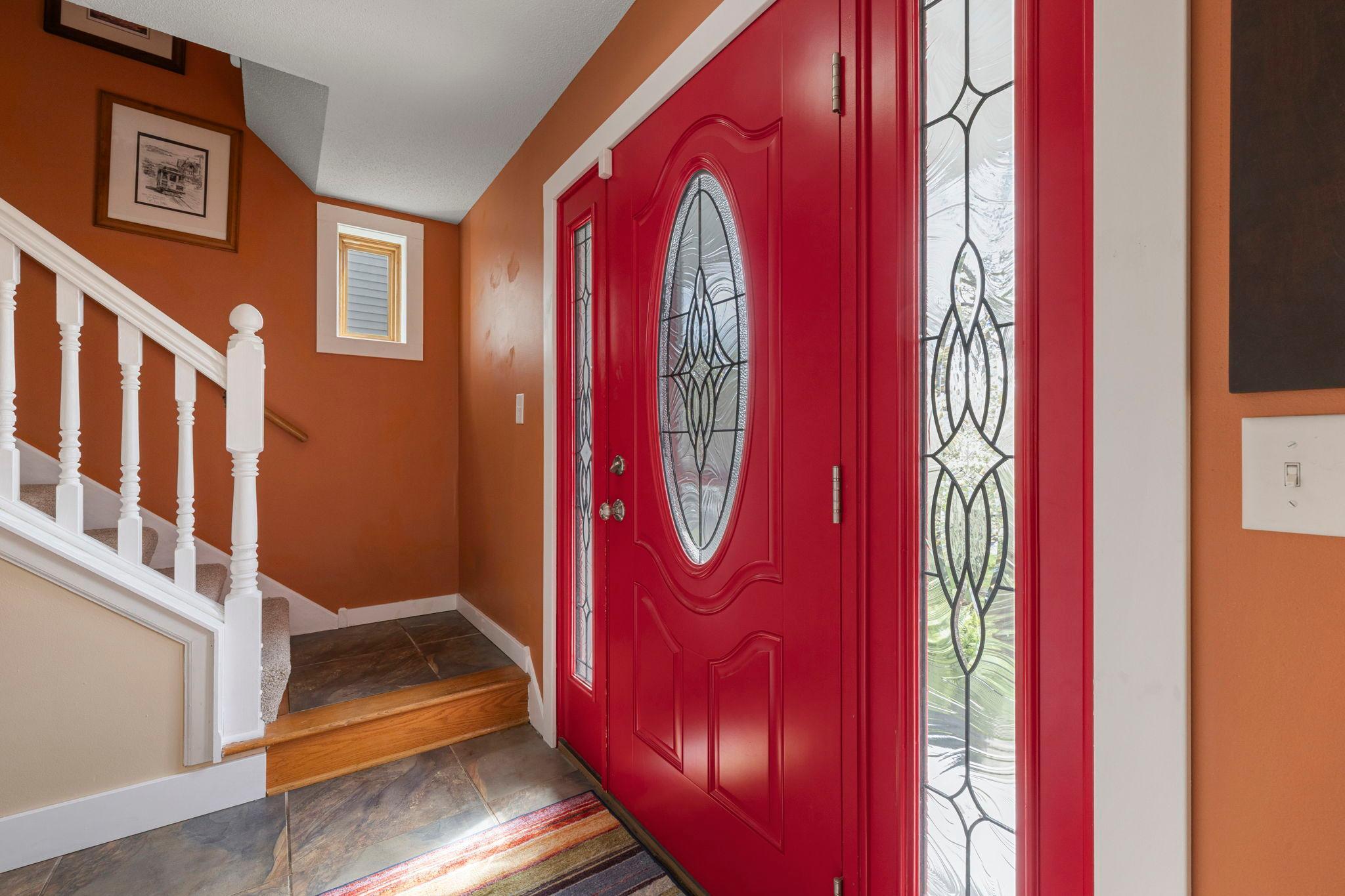 7-web-or-mls-4042 N Vincent Ave-70.jpg