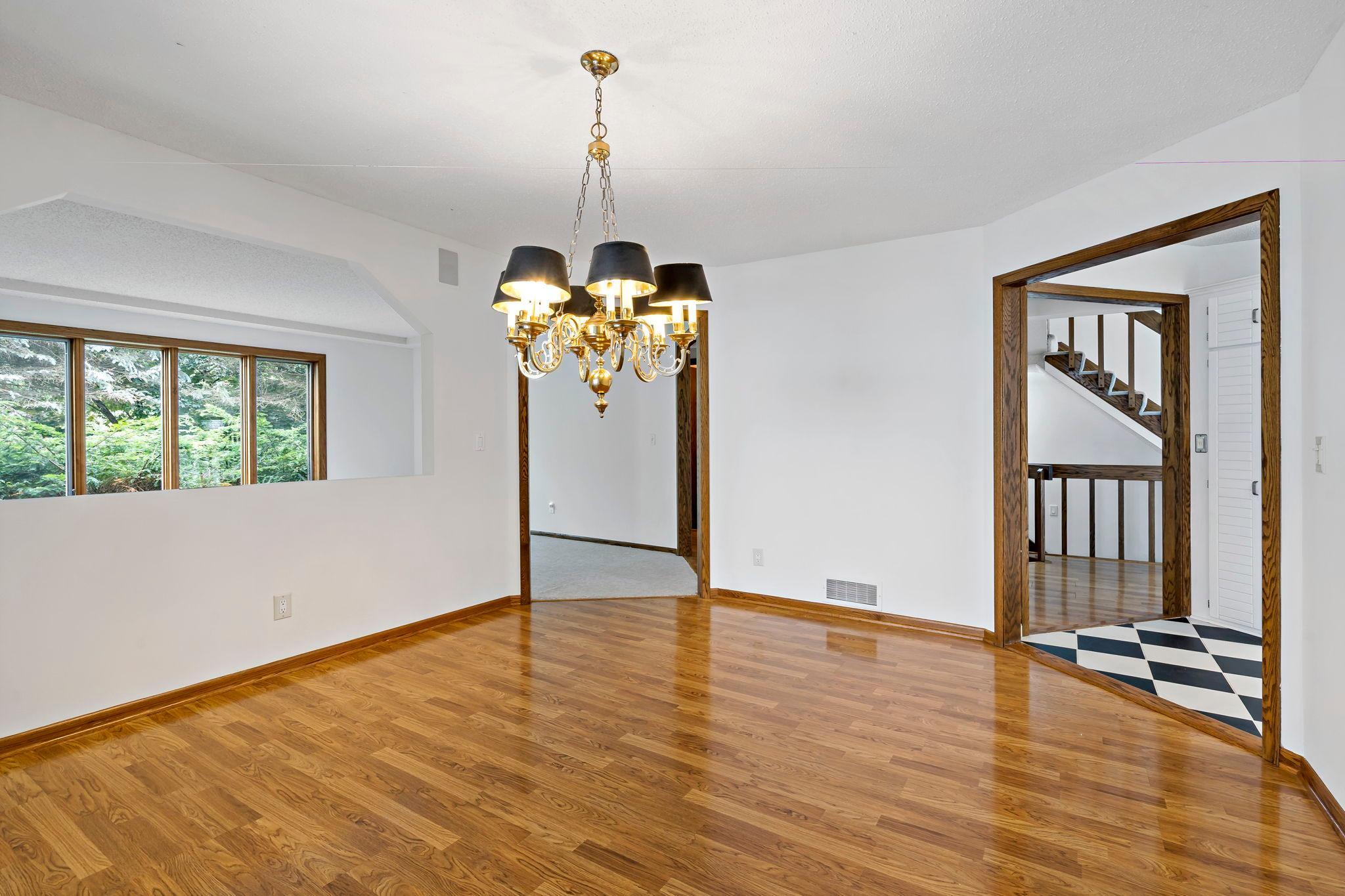 10300 27th Ave Minneapolis MN_0031.jpg
