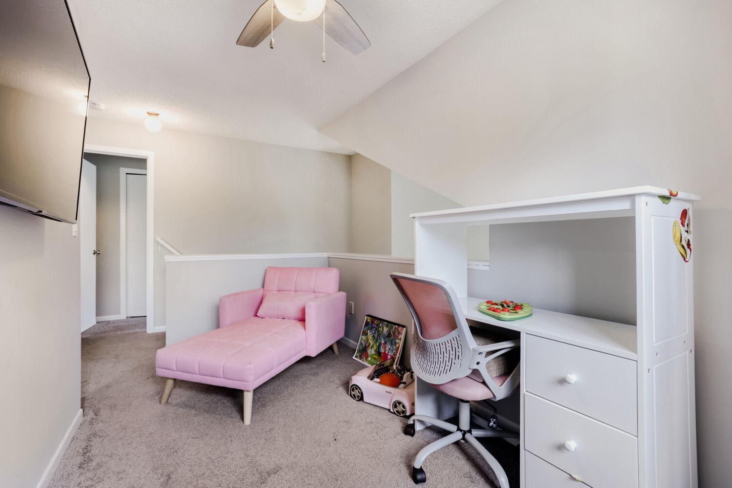 Perfect for an office or play space