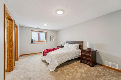 24560 Cedar Point Road, New Prague, MN 56071