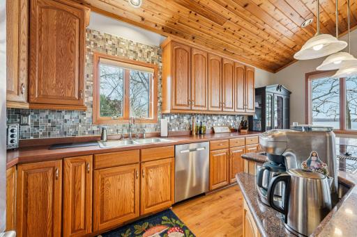 24560 Cedar Point Road, New Prague, MN 56071