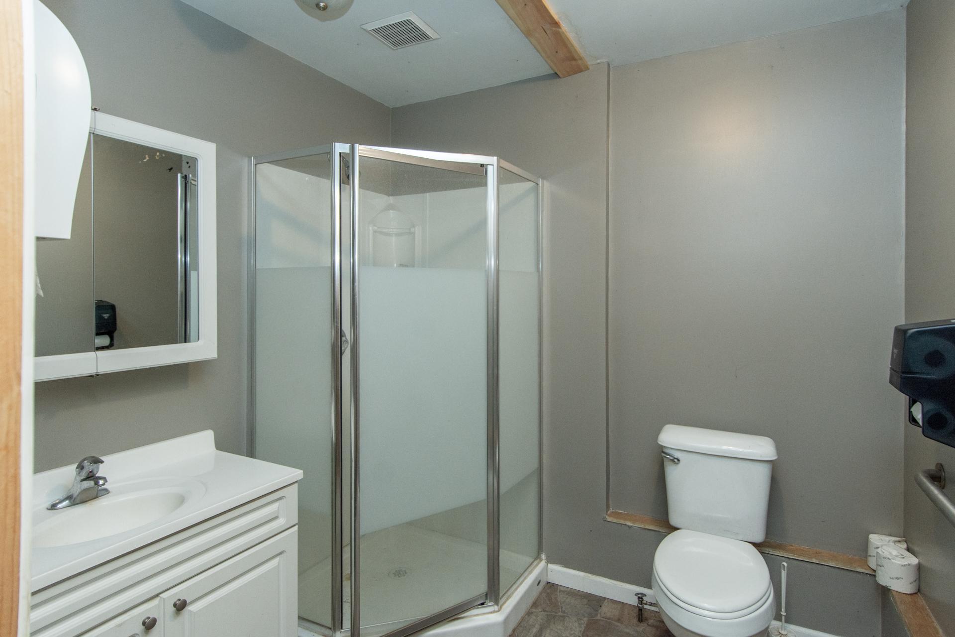 Photo 32