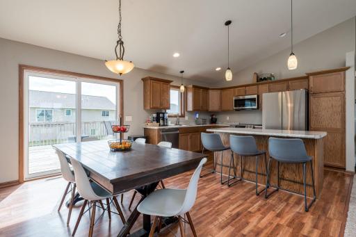 2080 Pratt Cir, Saint Peter, MN 56082