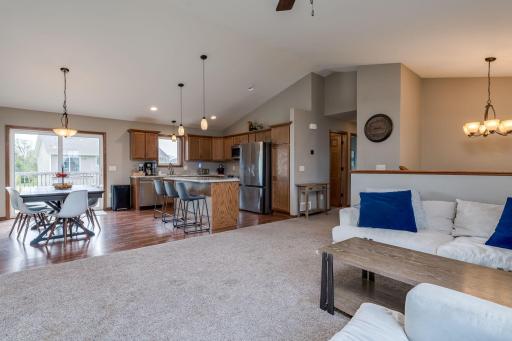 2080 Pratt Cir, Saint Peter, MN 56082