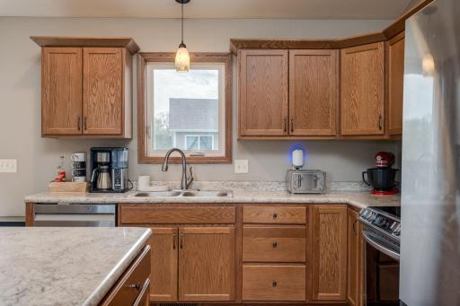 2080 Pratt Cir, Saint Peter, MN 56082