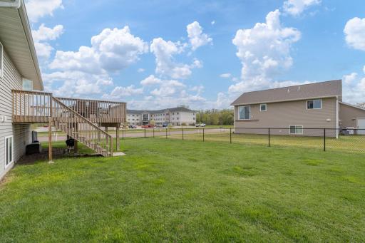 2080 Pratt Cir, Saint Peter, MN 56082