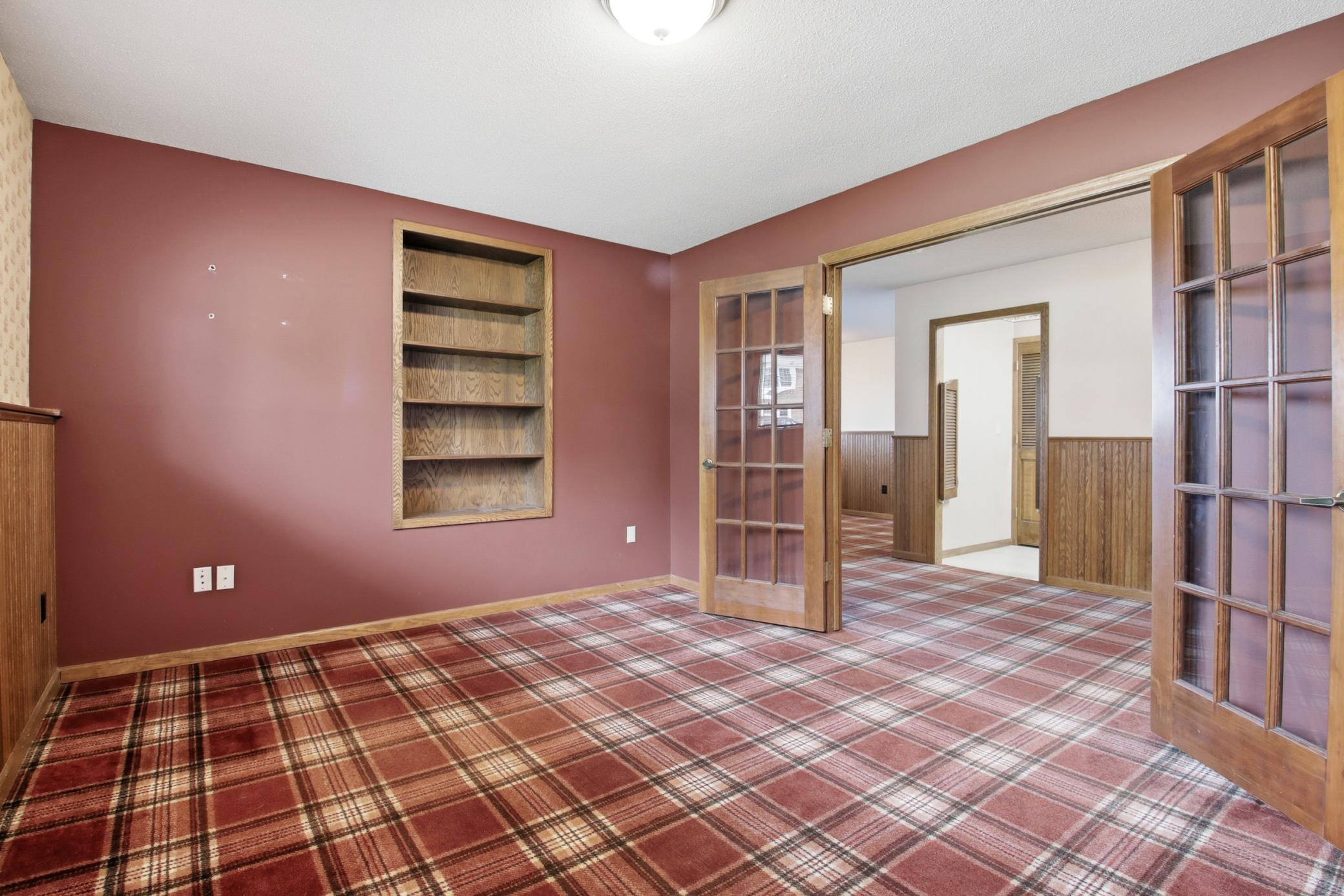 34_17-2932 plum tree cir n.jpg