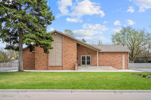 6206 Lilac Drive N, Brooklyn Center, MN 55430