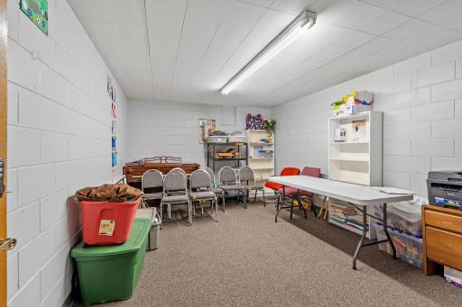 6206 Lilac Drive N, Brooklyn Center, MN 55430