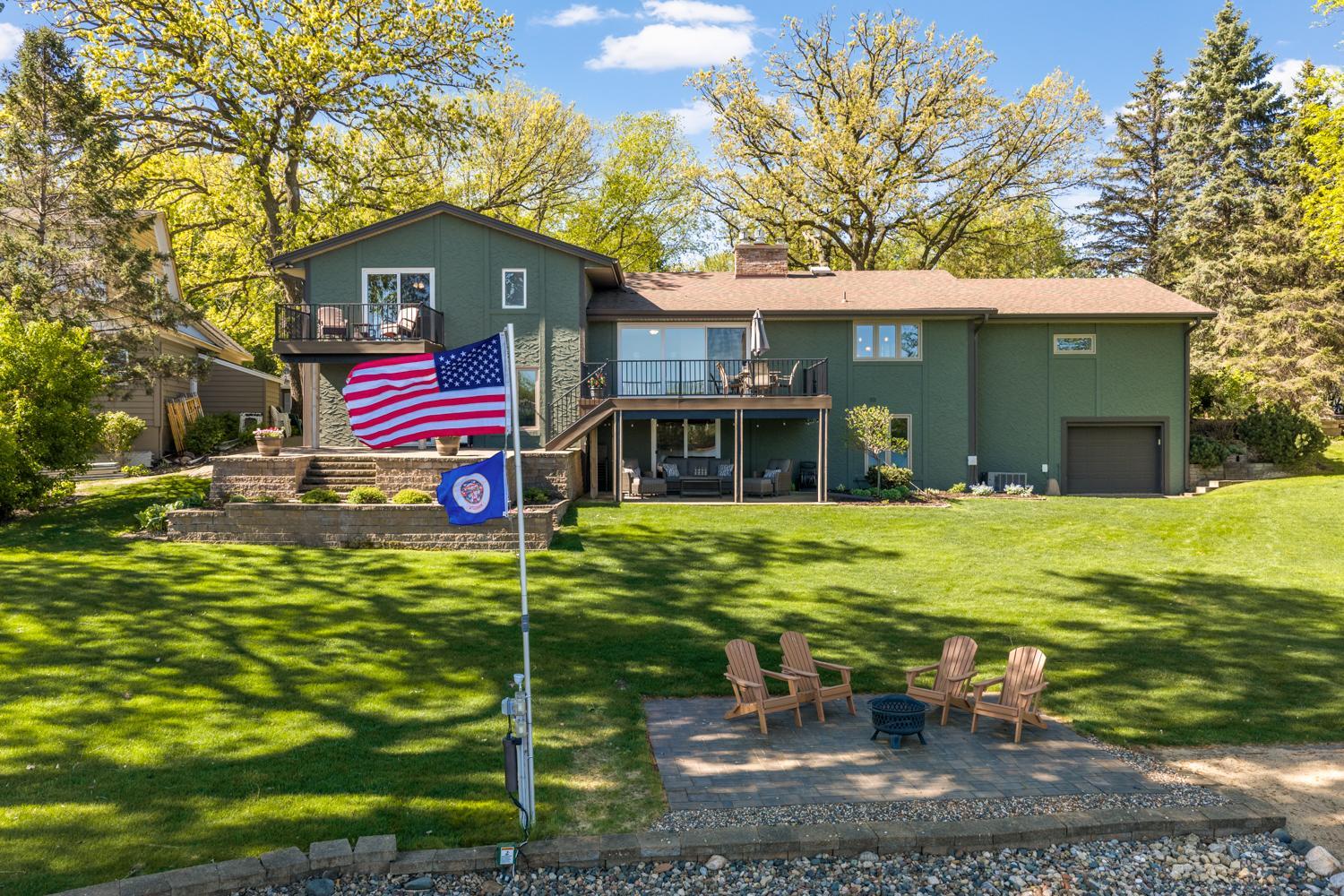 Huge flat yard to enjoy yard games and entertaining