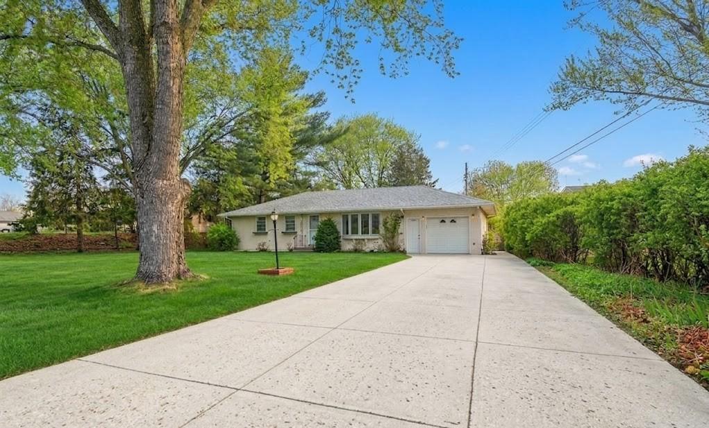 Front of House and Driveway.jpg