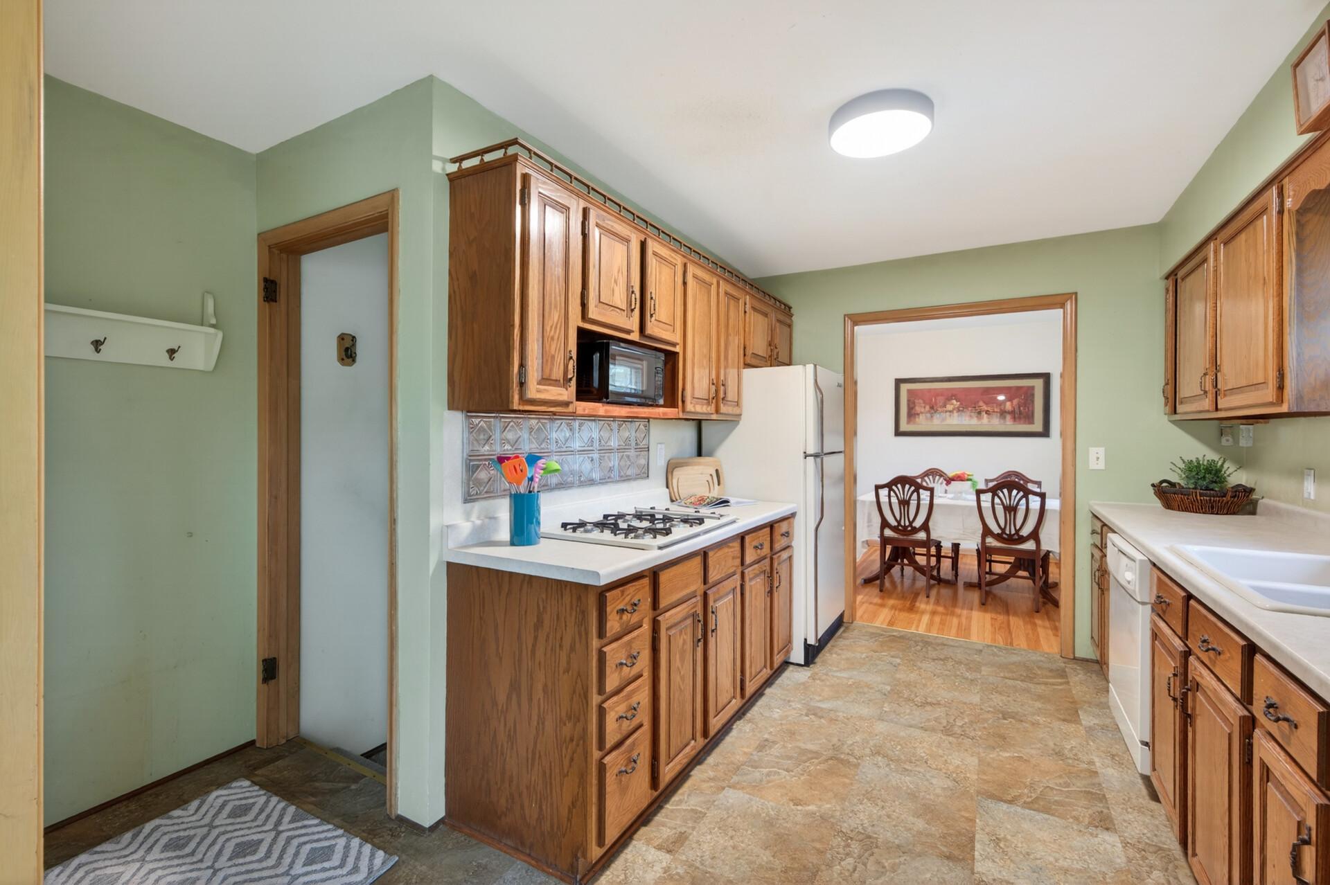 14_1845_City_Heights_Dr14_mls.jpg