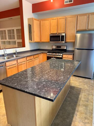 2650 University Avenue W, 101, Saint Paul, MN 55114