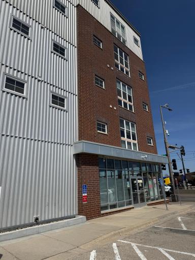 2650 University Avenue W, 101, Saint Paul, MN 55114