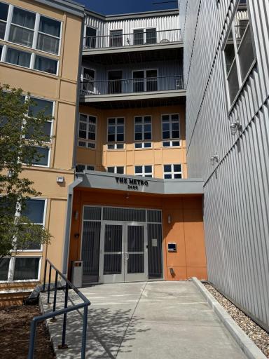 2650 University Avenue W, 101, Saint Paul, MN 55114