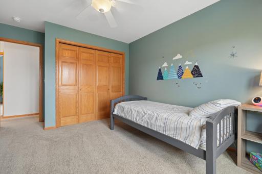 9595 Dunes Avenue, Cottage Grove, MN 55016