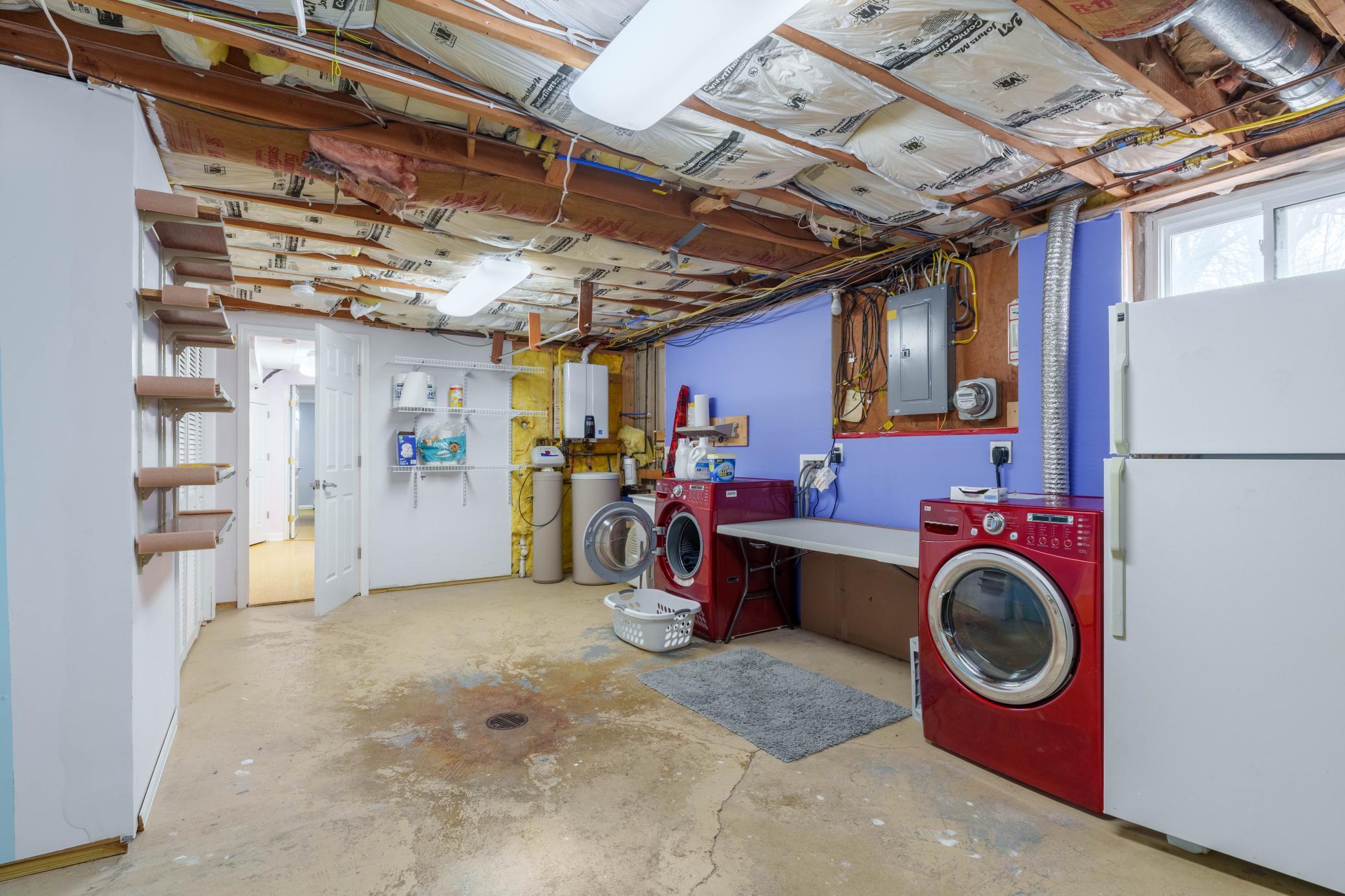 Basement Utiltiy Laundry