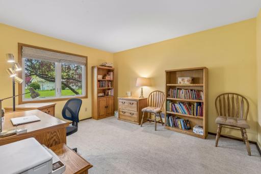 3170 Queensland Lane N, Minneapolis, MN 55447