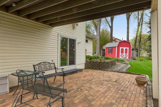 3170 Queensland Lane N, Minneapolis, MN 55447