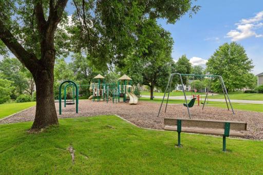 3170 Queensland Lane N, Minneapolis, MN 55447