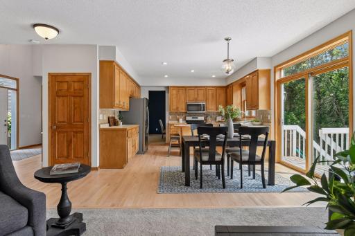 2719 Longacres Drive, Chanhassen, MN 55317