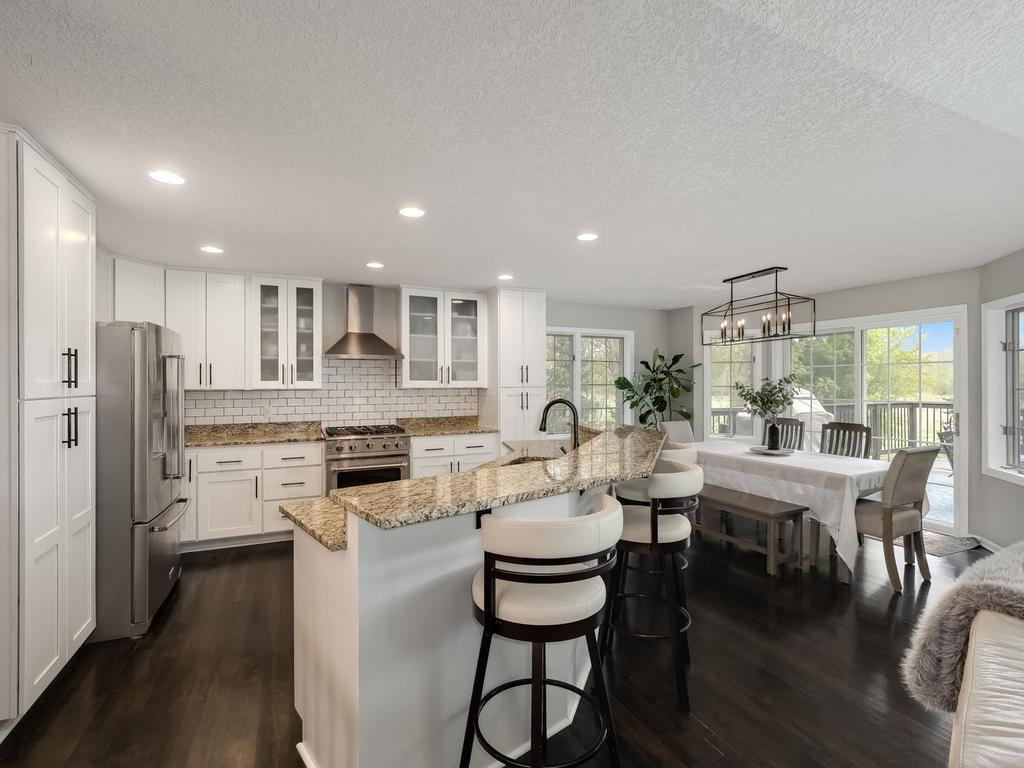 013-033-Kitchen-1024x768.jpg