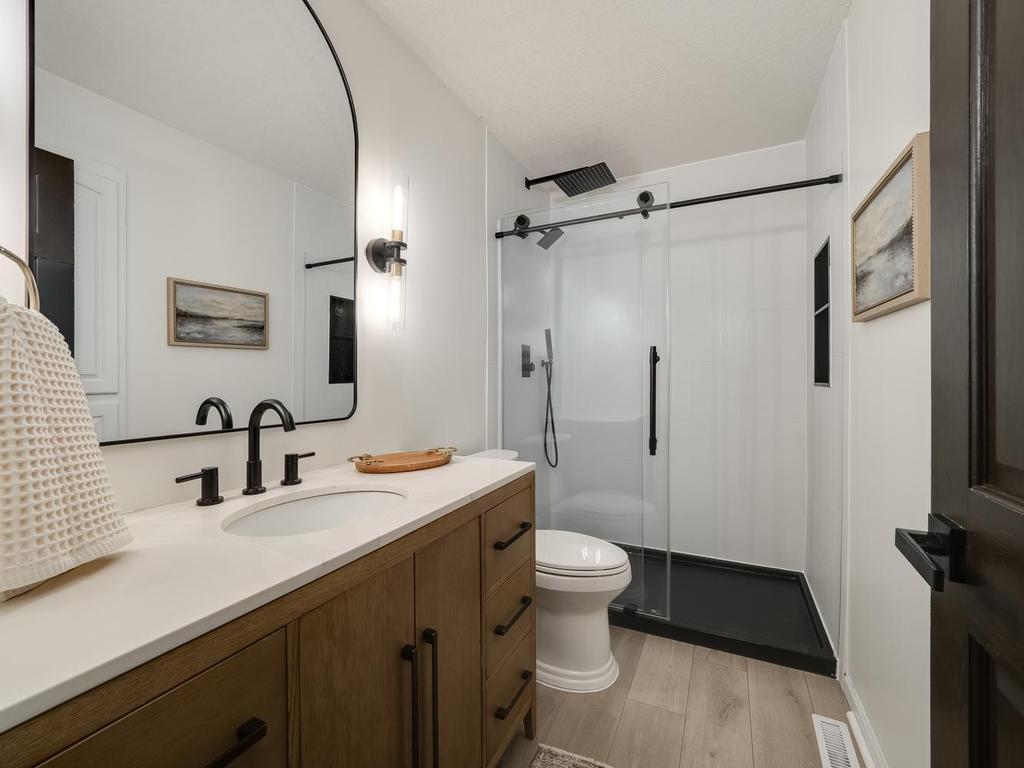 019-020-Bathroom-1024x768.jpg