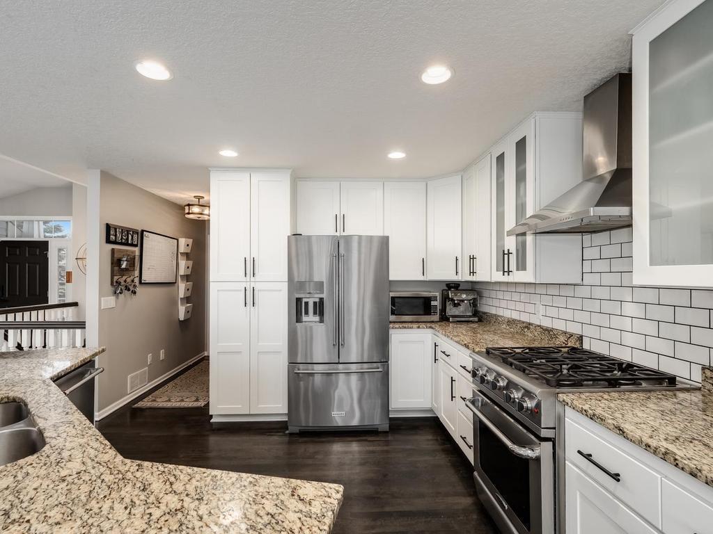 016-029-Kitchen-1024x768.jpg