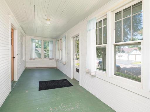 1120 Louden Ave N Glencoe MN 55336 USA-004-001-Louden Ave NGlencoe4-MLS_Size.jpg