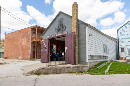 Lanesboro, MN 55949