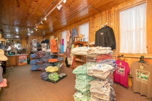 Lanesboro, MN 55949
