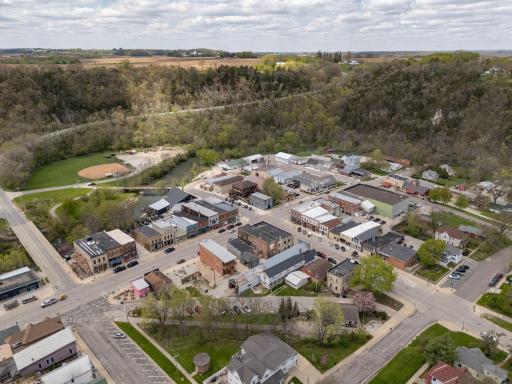 Lanesboro, MN 55949